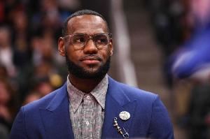 铁林：我不同情被詹姆斯骗到的人 世界总得有傻子不然就没意思了