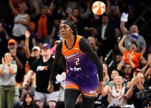 空砍30分！卡利亚-库珀22投12中砍下30分6板 最后时刻犯满离场